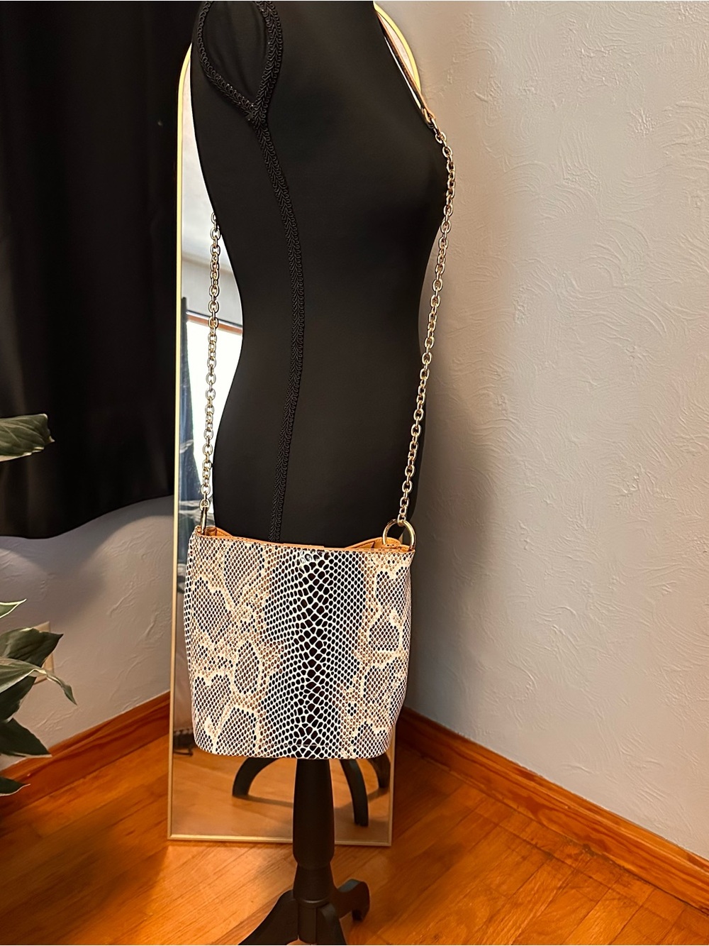 Sondra Roberts Squared Snakeskin Print Crossbody Shoulder Bag Gold Chain